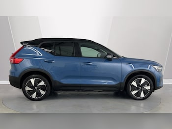 Used Volvo XC40 2024 for sale - 76023232: Photo