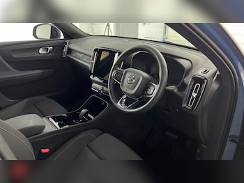 Used Volvo XC40 2024 for sale - 76023232: Photo