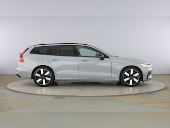 Used Volvo V60 2025 for sale - 79521802: Photo