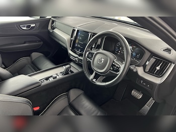 Used Volvo XC60 2019 for sale - 75441257: Photo