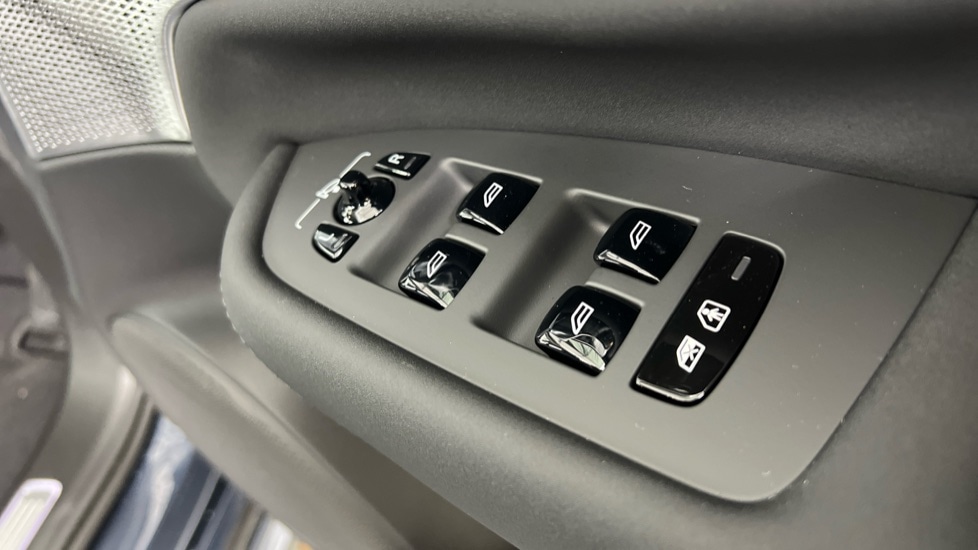 Used Volvo XC90 2025 for sale - 77795078: Photo 22