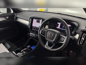 Used Volvo XC40 2025 for sale - 77778518: Photo