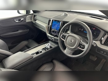 Used Volvo XC60 2024 for sale - 79497483: Photo