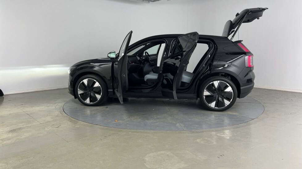 Used Volvo EX30 2025 for sale - 75952407: Photo 38