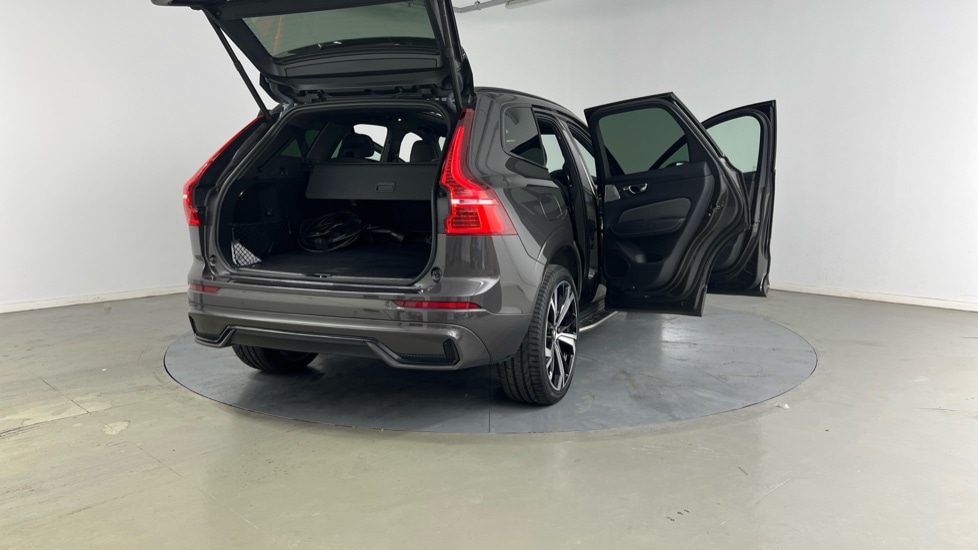 Vehicle 33