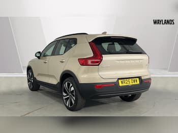 Used Volvo XC40 2025 for sale - 79677809: Photo