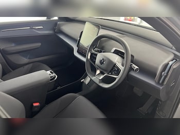 Used Volvo EX30 2025 for sale - 76379590: Photo