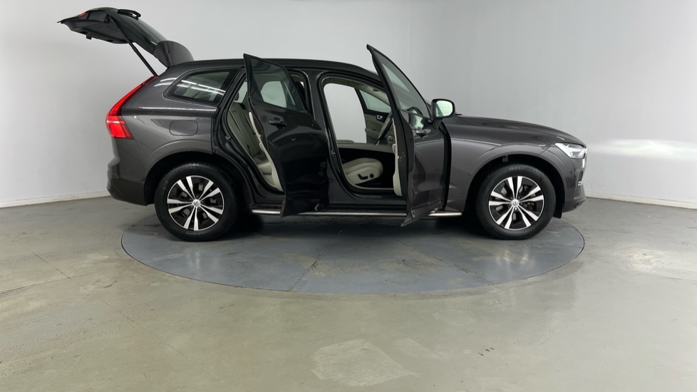 Used Volvo XC60 2022 for sale - 76888819: Photo 26