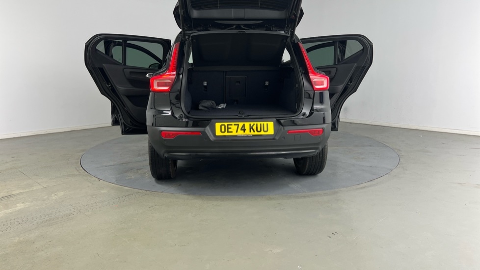 Used Volvo XC40 2024 for sale - 76966803: Photo 35