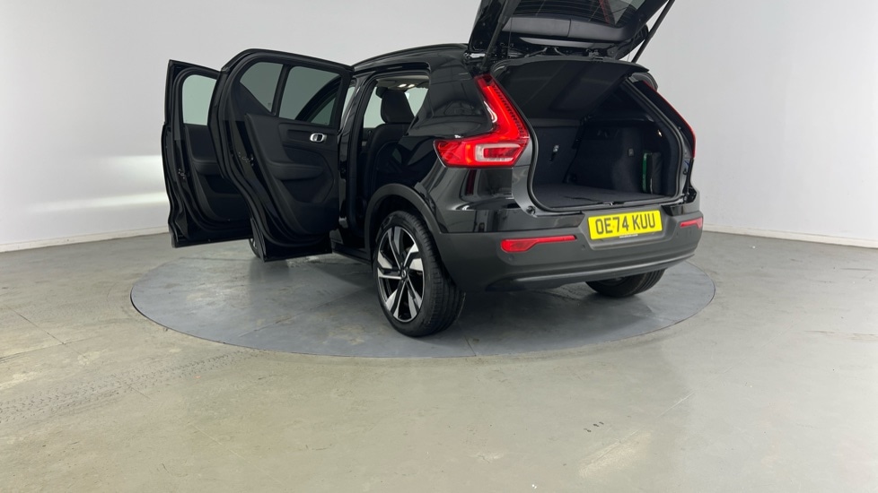 Used Volvo XC40 2024 for sale - 76966803: Photo 37