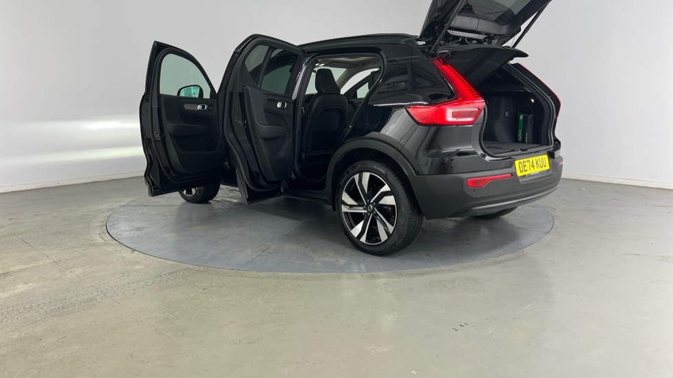 Used Volvo XC40 2024 for sale - 76966803: Photo 38