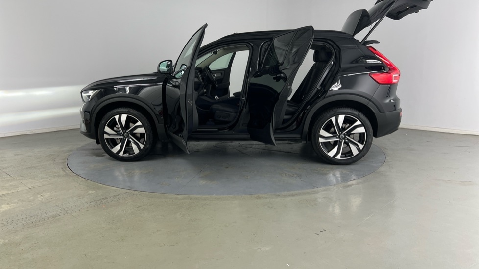 Used Volvo XC40 2024 for sale - 76966803: Photo 41