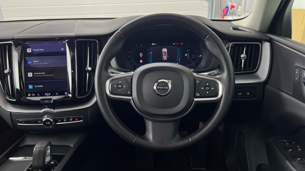 Used Volvo XC60 2021 for sale - 76851153: Photo 10