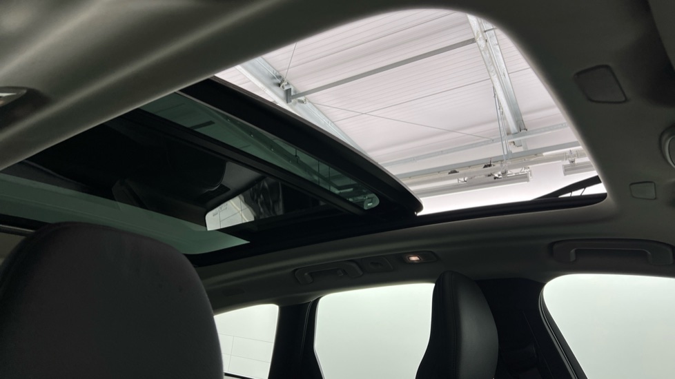 Used Volvo XC60 2021 for sale - 76851153: Photo 15