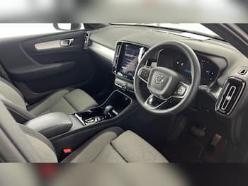 Used Volvo XC40 2023 for sale - 79831775: Photo