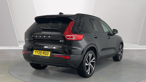 Used Volvo XC40 2020 for sale - 76289778: Photo 2