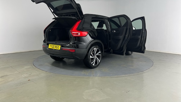 Used Volvo XC40 2020 for sale - 76289778: Photo 31
