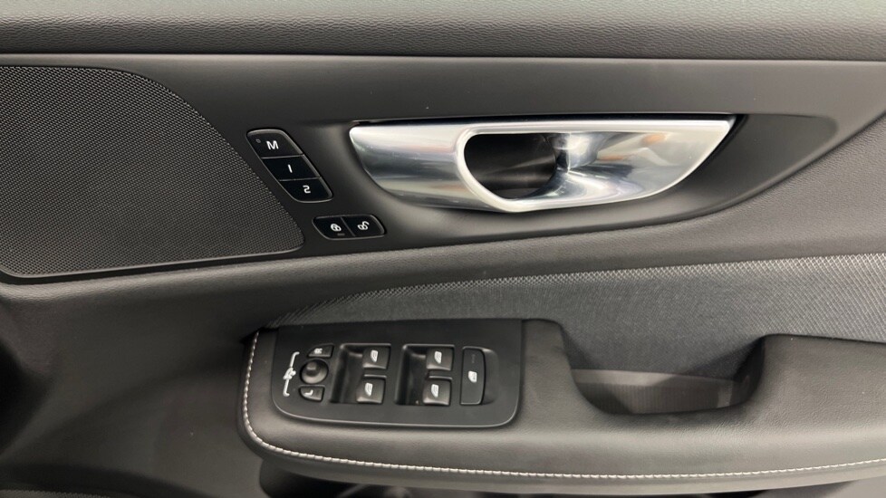 Used Volvo V60 2022 for sale - 78066865: Photo 15