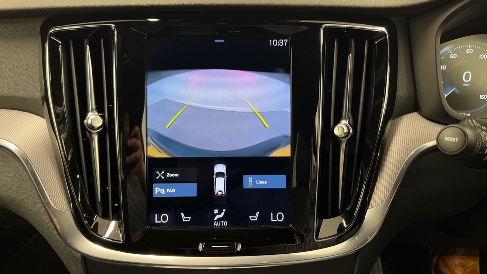 Used Volvo V60 2022 for sale - 78066865: Photo 25