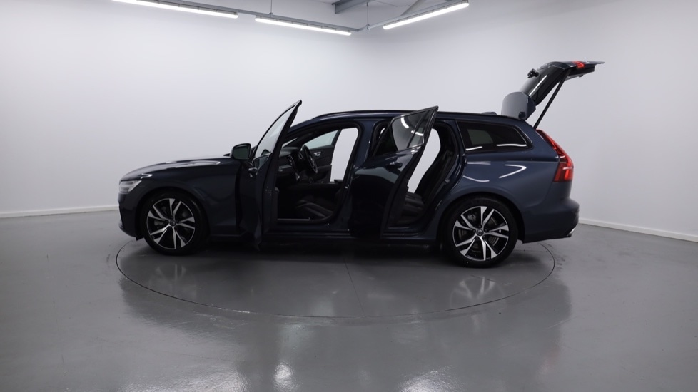 Used Volvo V60 2022 for sale - 78066865: Photo 32