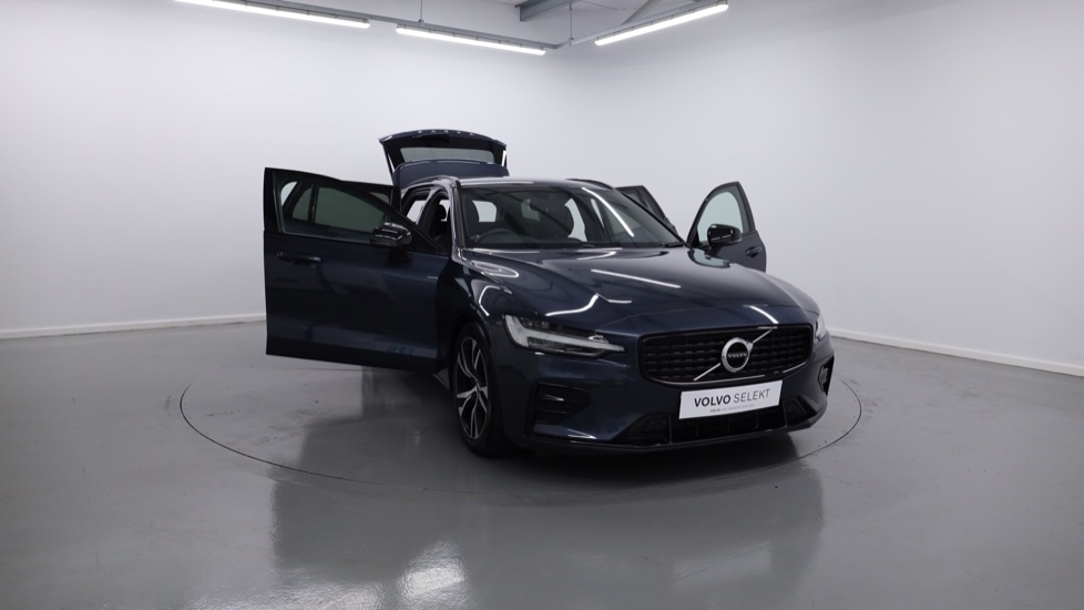 Used Volvo V60 2022 for sale - 78066865: Photo 35