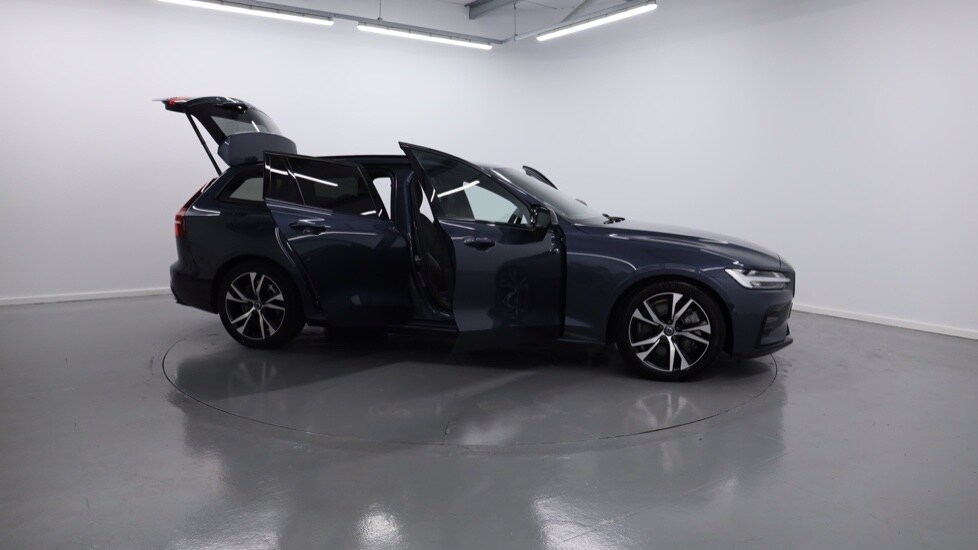 Used Volvo V60 2022 for sale - 78066865: Photo 36