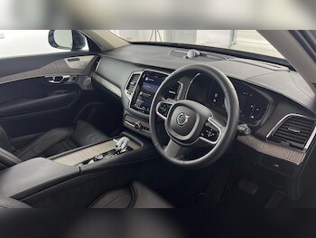 Used Volvo XC90 2022 for sale - 76960019: Photo