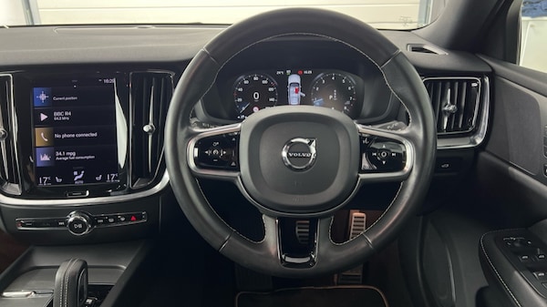 Used Volvo V60 2020 for sale - 76234112: Photo 10
