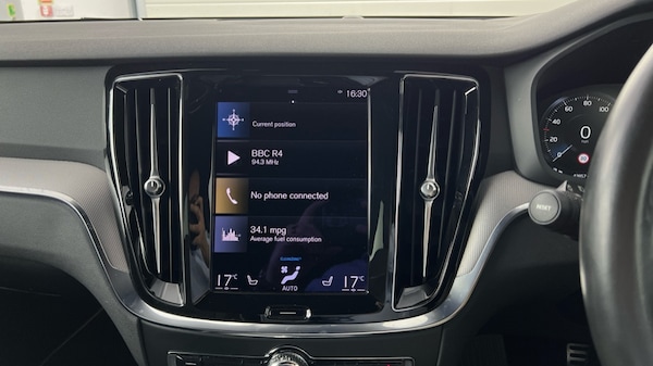 Used Volvo V60 2020 for sale - 76234112: Photo 12