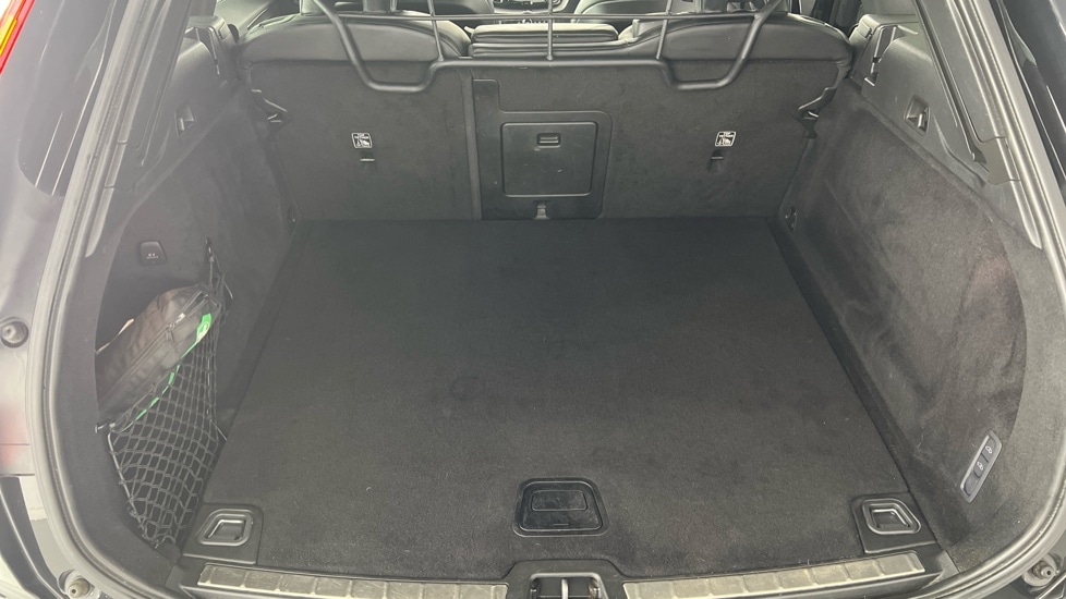 Used Volvo XC60 2022 for sale - 77167328: Photo 13