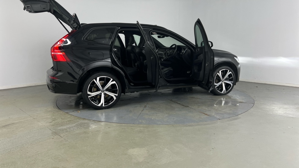 Used Volvo XC60 2022 for sale - 77167328: Photo 28