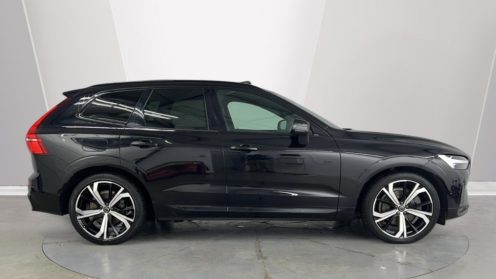 Used Volvo XC60 2022 for sale - 77167328: Photo 3