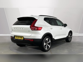 Used Volvo XC40 2025 for sale - 79057147: Photo
