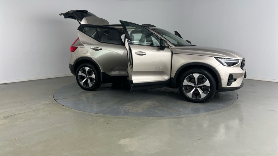 Used Volvo XC40 2022 for sale - 77241123: Photo 25