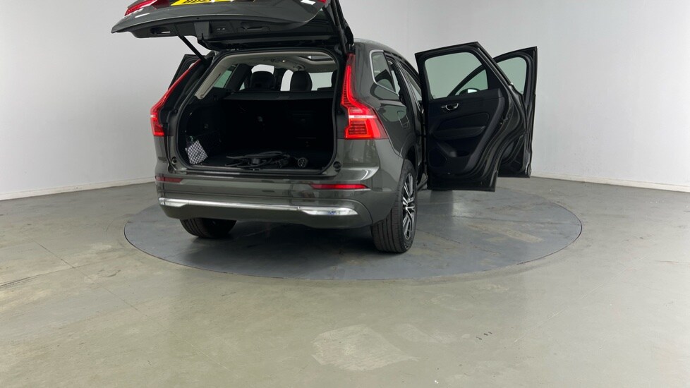 Used Volvo XC60 2021 for sale - 76098016: Photo 31