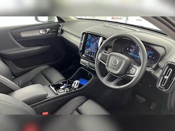 Used Volvo XC40 2025 for sale - 79057137: Photo