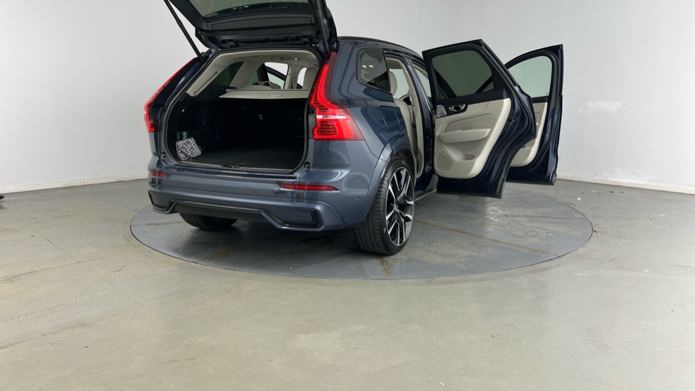 Used Volvo XC60 2022 for sale - 78206667: Photo 31