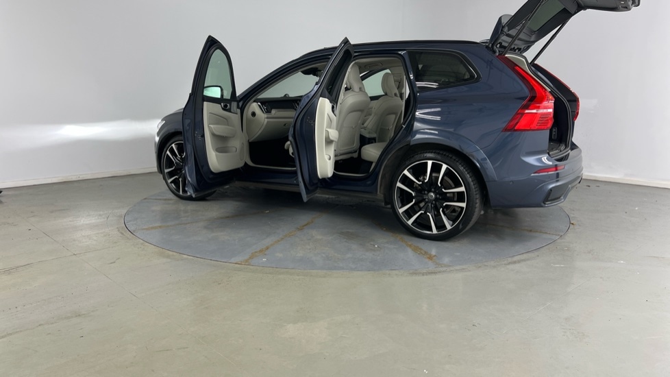 Used Volvo XC60 2022 for sale - 78206667: Photo 37