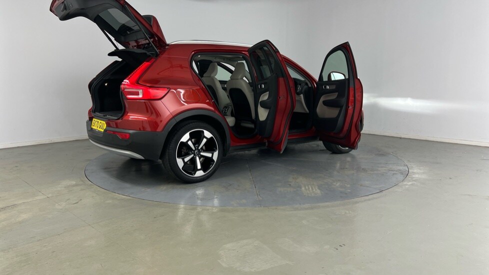 Used Volvo XC40 2020 for sale - 76098052: Photo 28