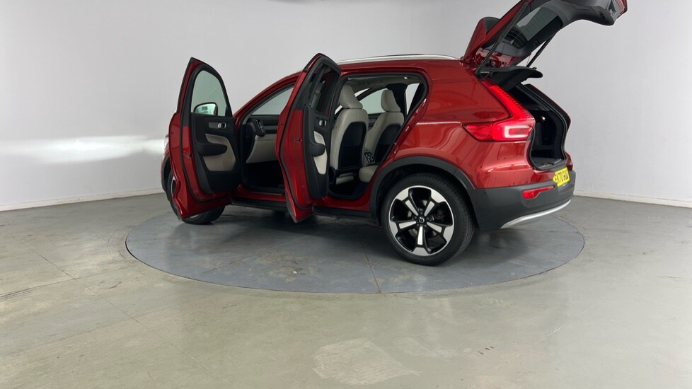 Used Volvo XC40 2020 for sale - 76098052: Photo 36