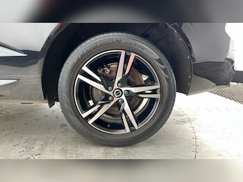 Used Volvo XC60 2021 for sale - 78080891: Photo