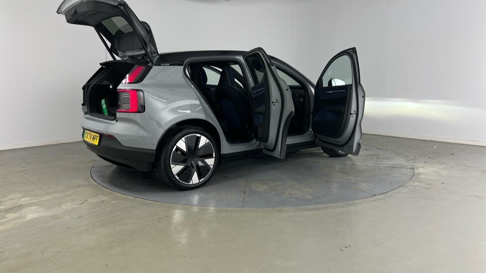 Vehicle 28