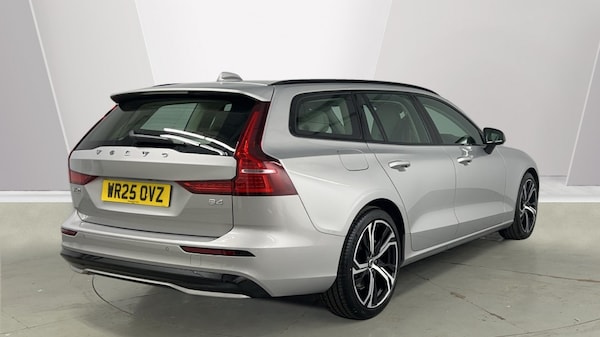 Used Volvo V60 2025 for sale - 75441168: Photo 2
