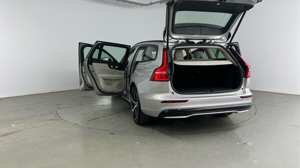 Used Volvo V60 2025 for sale - 75441168: Photo 35