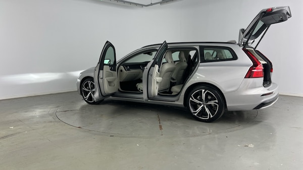 Used Volvo V60 2025 for sale - 75441168: Photo 38