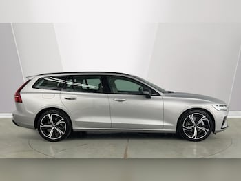 Used Volvo V60 2025 for sale - 75441168: Photo