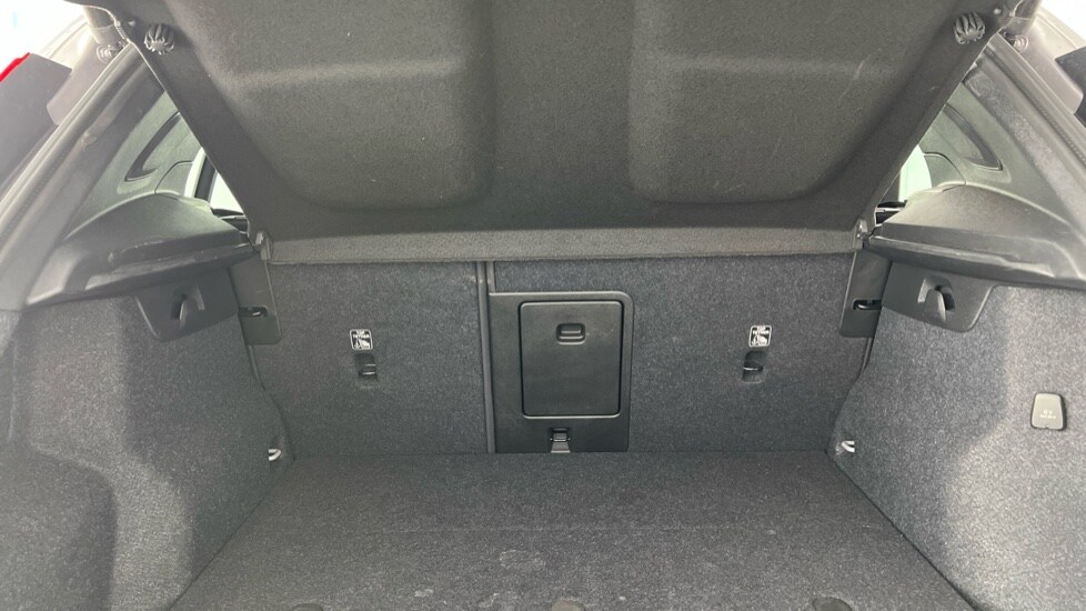 Used Volvo XC40 2025 for sale - 78128951: Photo 13