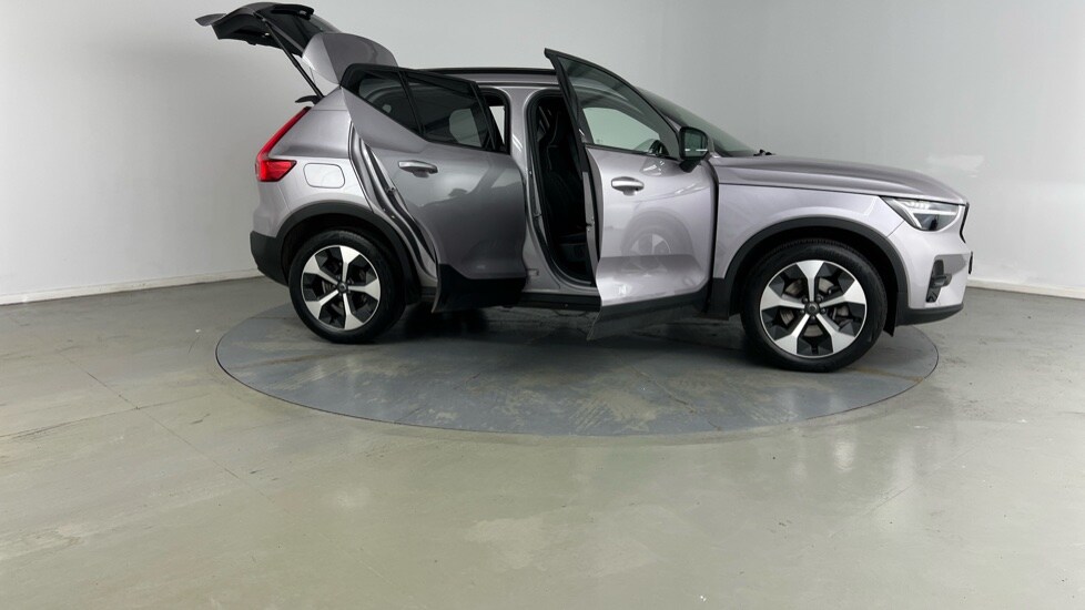 Used Volvo XC40 2025 for sale - 78128951: Photo 24