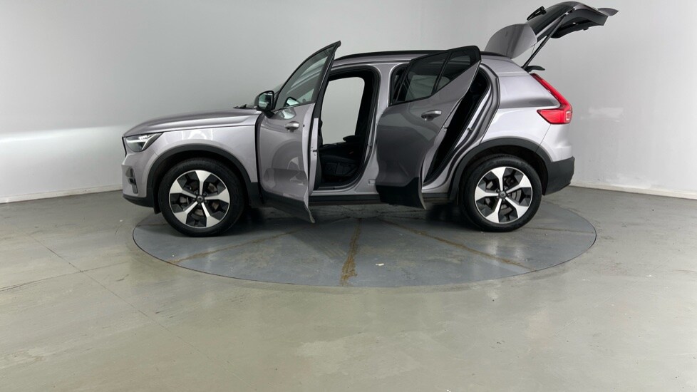 Used Volvo XC40 2025 for sale - 78128951: Photo 38