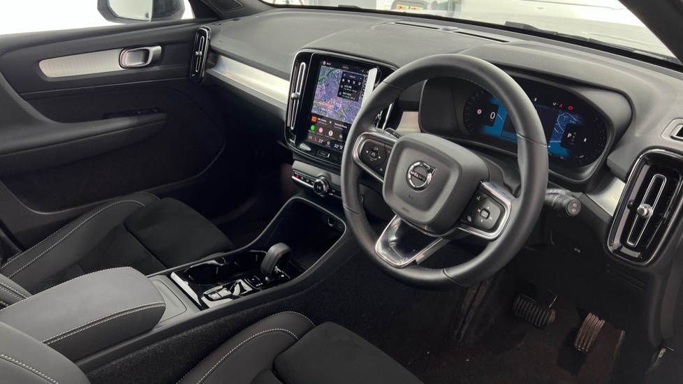 Used Volvo XC40 2025 for sale - 78128951: Photo 4